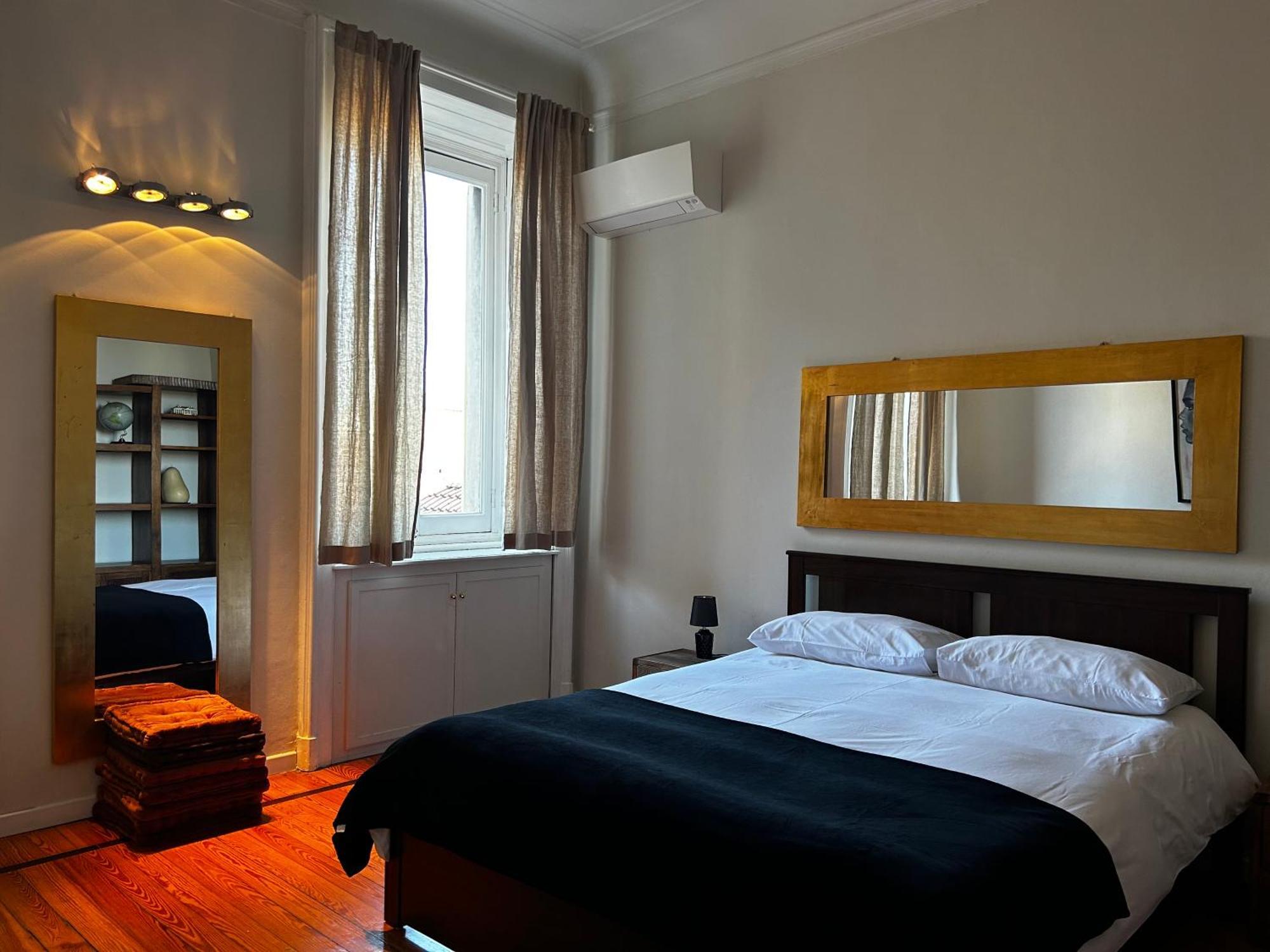 Sant'Ambrogio With Charme Apartment Milan Luaran gambar